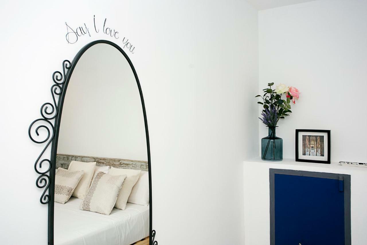 Appartement Fresh, Relax & Sun Historic Center à Málaga Extérieur photo